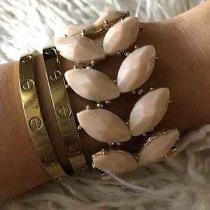 Pink nude leaf gold bracelet stretch